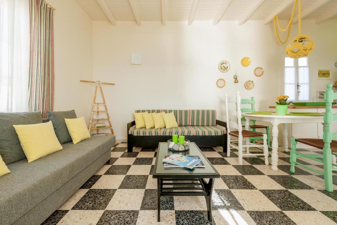 Kimolian Holiday home *